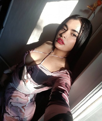 Я истинная индивидуалка, которая с удовольствием создаст незабываемую атмосферу для нашей встречи. Мои услуги включают классический эскорт, эротический массаж и пикантные фантазии. Я с удовольствием воплощу все твои желания и сделаю эту встречу по-настоящему особенной. У меня есть много положительных отзывов, которые подтверждают мою опытность и профессионализм. Живу в Москве, так что наше свидание может проходить в уютной гостинице или у меня в апартаментах. В моих фото ты можешь увидеть мою нежность и сексуальность. Давай сделаем нашу встречу незабываемой! 💋🌹🔥 1823, 28 лет